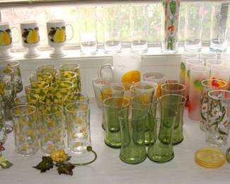 MID-CENTURY GLASSWARE