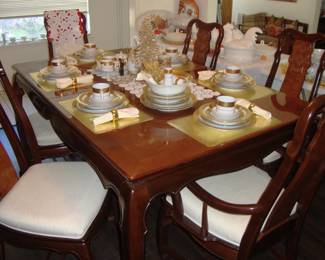 MID-CENTURY CHINOISERIE FORMAL DINING TABLE WITH 8 CHAIRS, EXTRA LEAF FOR EXTENSION.