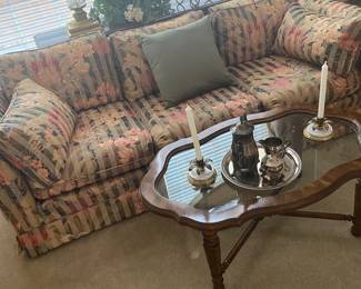 Formal living room sofa, coffe table and sofa table