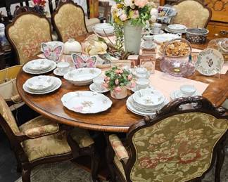 Large Dining Room Table with 8 Chairs 