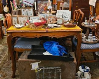 Dining Room Table 
Fall Decor