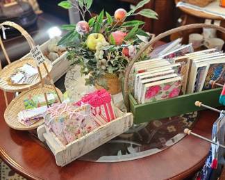 Coffee Table
Notepads