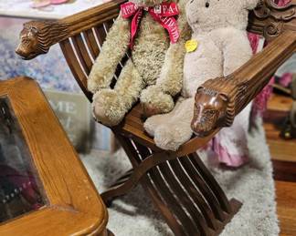 Antique Lion Head Folding Chair