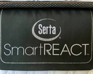 Queen Bed with Brand New Serta Smart React Sunview Mattress 