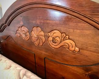 Queen Headboard Detail 