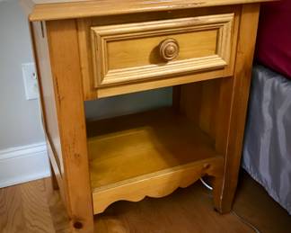 Nightstand 
