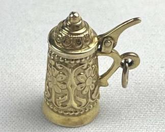 14K Gold Beer Stein w/ Flowers Charm