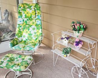 Retro Patio Furniture and accessories