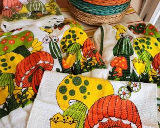 Merry Mushrooms towels and wash clothes
