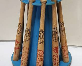 National League Team Insignias Wooden Louisville Slugger mini Bats