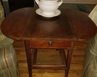 Drop-Leaf Rolling Tea Cart