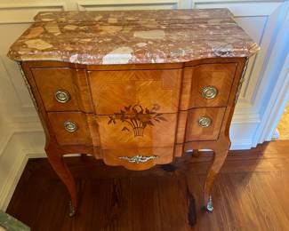 31. 2 Drawer Commode Chest w/ Stone Top and Oromolu (29" x 16" x 32")