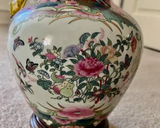 196. Asian Lamp (22")