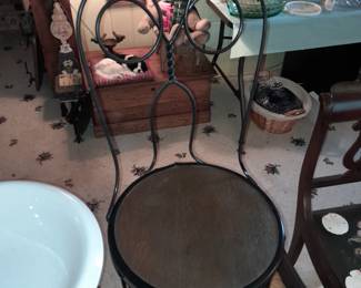 High-Top Ice Cream Shop Stool