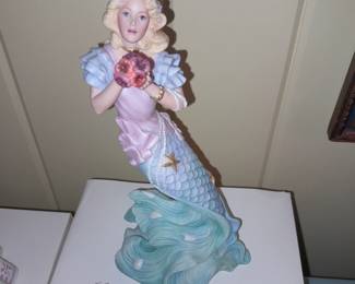 Lenox Figurine W/ Box