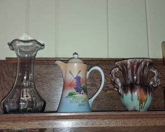 Teapot & Vases