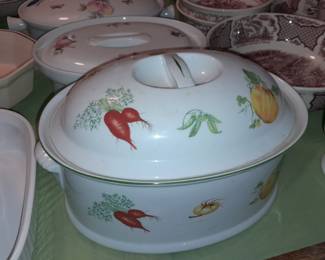 Oversized Covered Casserole Dish