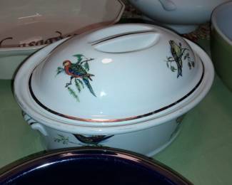Covered Casserole Bowls W/ Lids