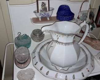 White Enamel Bathroom Vanity/Stand W/ Bowl & Pitcher