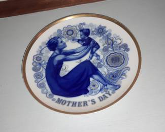 Decorative Hanging Plate