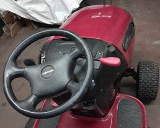 Craftsman Lawn Tractor Lawnmower YS4500 (21.0 HP, 42" Mower, Electric Start, 6 Speed Transaxle, Model No. 917.28721)