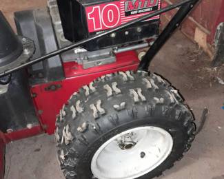 MTD Yard Machines Snowblower (10/28, Select Series, 2 Stage, Electric Start, 10 Horsepower)