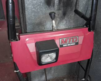 MTD Yard Machines Snowblower (10/28, Select Series, 2 Stage, Electric Start, 10 Horsepower)