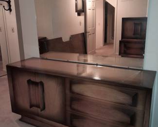 Mid-Century Modern Bedroom Set W/ Lowboy Dresser & Mirror, Highboy Dresser, 2 Nightstands, & Headboard