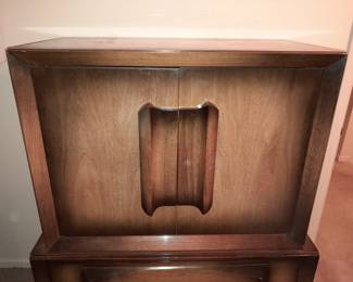 Mid-Century Modern Bedroom Set W/ Lowboy Dresser & Mirror, Highboy Dresser, 2 Nightstands, & Headboard