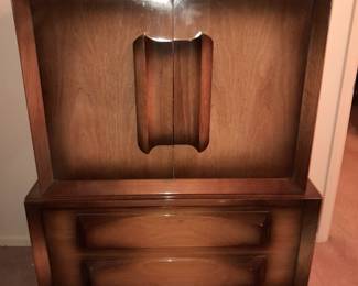 Mid-Century Modern Bedroom Set W/ Lowboy Dresser & Mirror, Highboy Dresser, 2 Nightstands, & Headboard