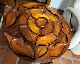 very vintage money pod table