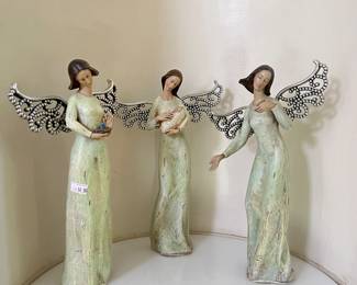 Some of the accessories. Set here $10