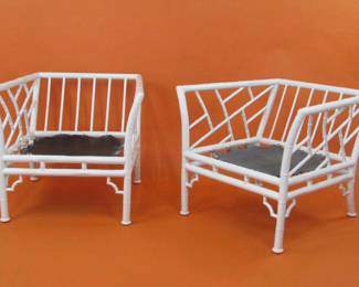 A pair of Meadowcraft faux bamboo chairs in very good vintage condition. 
