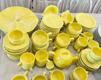 Yellow cabbage ware from
portugal! Only $1 per piece.