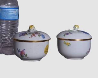 160. Meissen Carl Reichert Porcelain Sugar Bow with lid