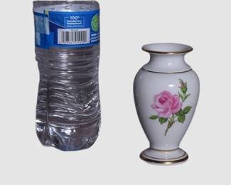 171. Meissen Pink Rose Vase