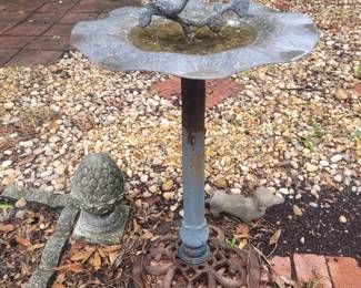 Bird bath