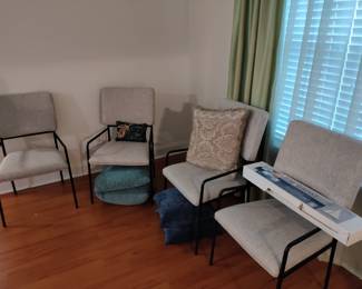 set of 4 chairs...like new