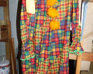 Just in Time !  Clown Suit for Halloween
