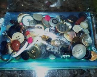BUTTONS