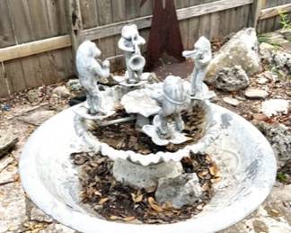 Bird Bath & Garden Art