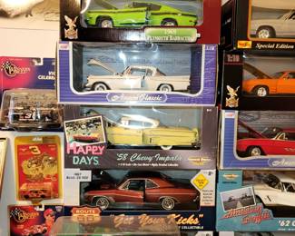 1:18 and 1:24 Die cast metal cars