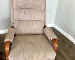 VINTAGE LAZY BOY RECLINER