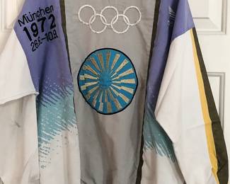 Collectible 1972 Munich Olympics sweatshirt, like-new condition.