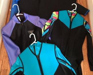 LOTS of men's and women's scuba diving equipment by Mobby's, Henderson and more.