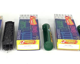 Roundhouse HO Scale Model Railroad Kits
