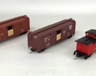  Walthers HO Scale Ready-to-Run Model Railroad Cars #932-2125, #932-2126 and #932-7522
