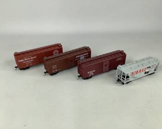  Roundhouse HO Scale Model Railroad Kits #10605, #01440, #10604 and #10601
