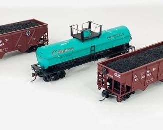 Athearn Model Train Kits #5421, #5421 and #01556
