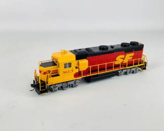 Atlas GP39-2 Ph 1 HO Trainman Locomotive #10-000-501